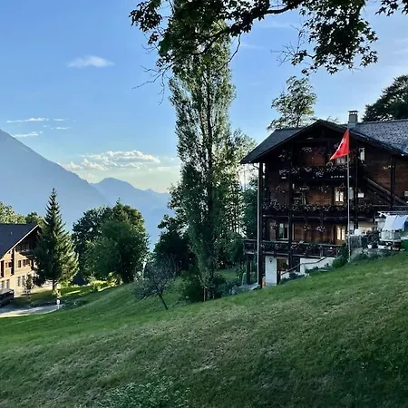 Im 4-sterne Ueber Interlaken-thunersee * Sundlauenen